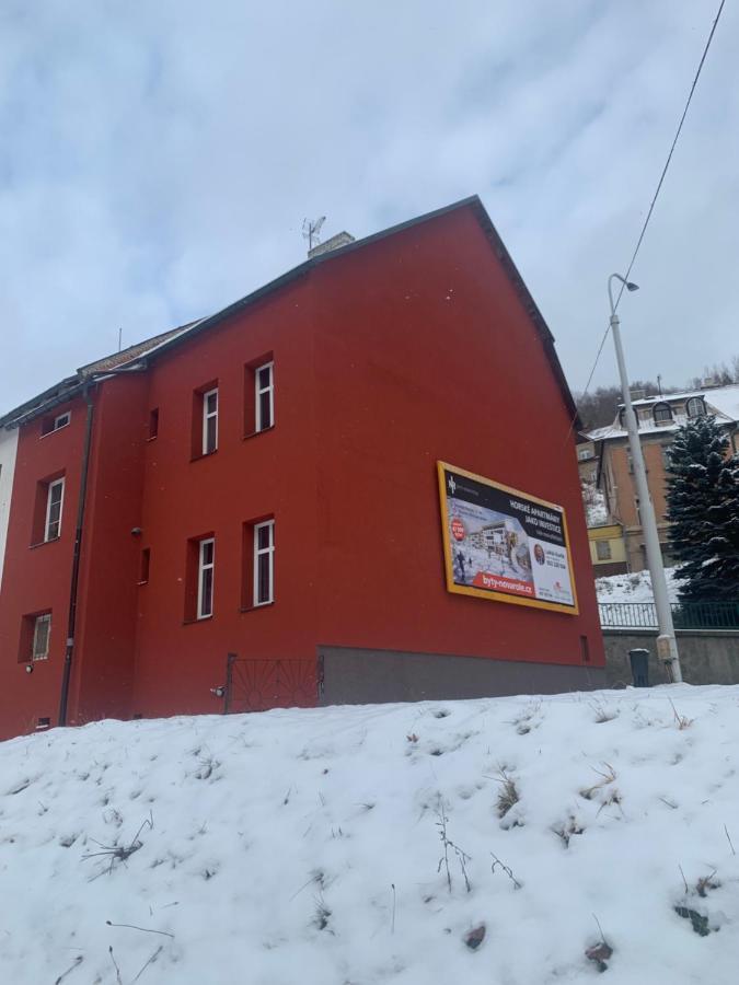 Apartman V Krusnych Horach-Free Parking Яхимів Екстер'єр фото